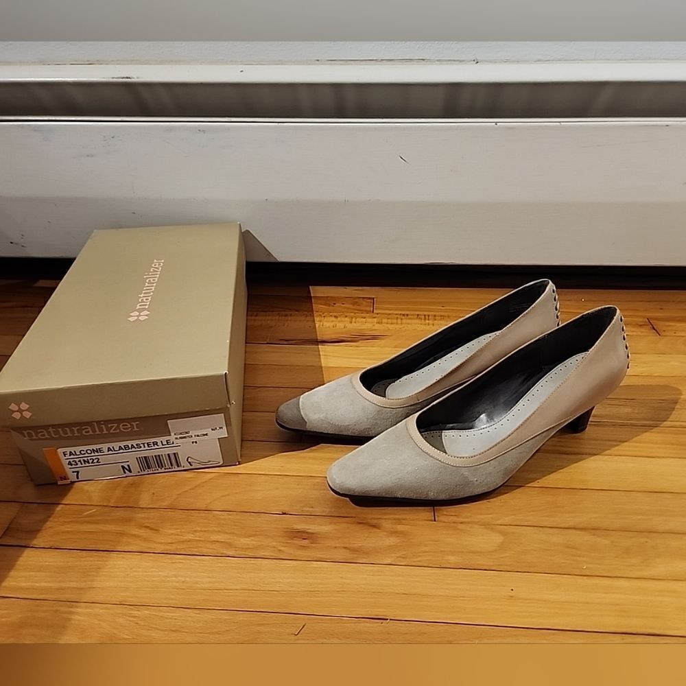 Naturalizer Falcone Alabaster Leather Women's Pumps Beige 7 Narrow